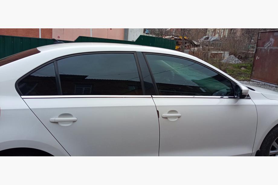 Volkswagen Jetta 2011–2018 Spodnje letve oken (6 kos, nerjaveče jeklo) Fotografija 4