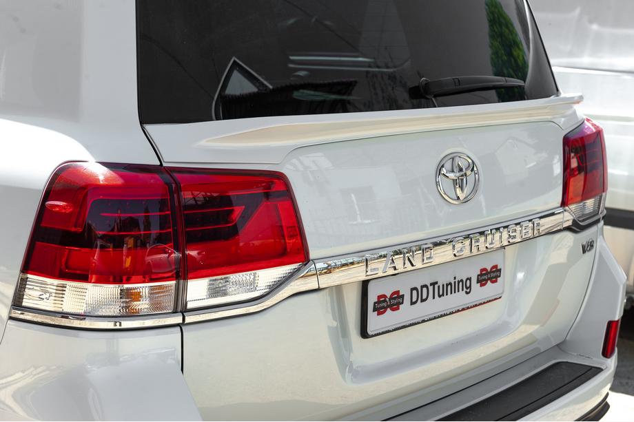 Toyota Land Cruiser 200 2007–2021 Spojler WALD (spodnji, 2016-2021) Image