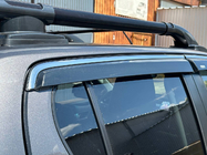 Toyota Hilux 2015– Vetrni deflektorji oken s kromirano letvico (4 kos, Niken) fotografija 7
