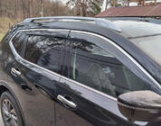 Nissan X-trail T32/Rogue 2014–2021 Vetrni deflektorji za okna s kromirano letvico (4 kosi, Niken) fotografija 3