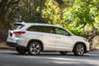 Pregled križanca Toyota Highlander tretje generacije fotografija 9