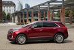 Srednje velik luksuzni križanec Cadillac XT5 fotografija 2