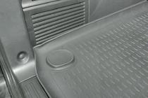 SsangYong Rexton I 2001–2017 Gumijasta kadica za prtljažnik (Novline) – vložek fotografija 3