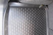 Volkswagen Polo 2010–2017 Gumijasta preproga za prtljažnik (zgornja) (Novline) HB fotografija 3