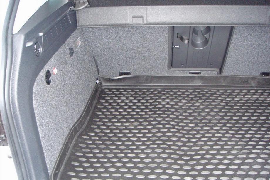 Volkswagen Tiguan 2007–2016 Gumijasto korito za prtljažnik (Novline) crossover Fotografija 2