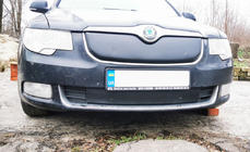 Skoda Superb 2009–2015 Zimski pokrov rešetke hladilnika (zgornji, 2008-2013) Mat fotografija 3