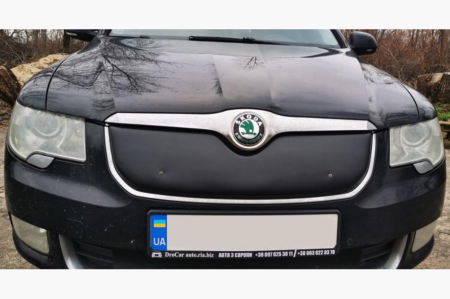 Skoda Superb 2009–2015 Zimski pokrov rešetke hladilnika (zgornji, 2008-2013) Mat Image