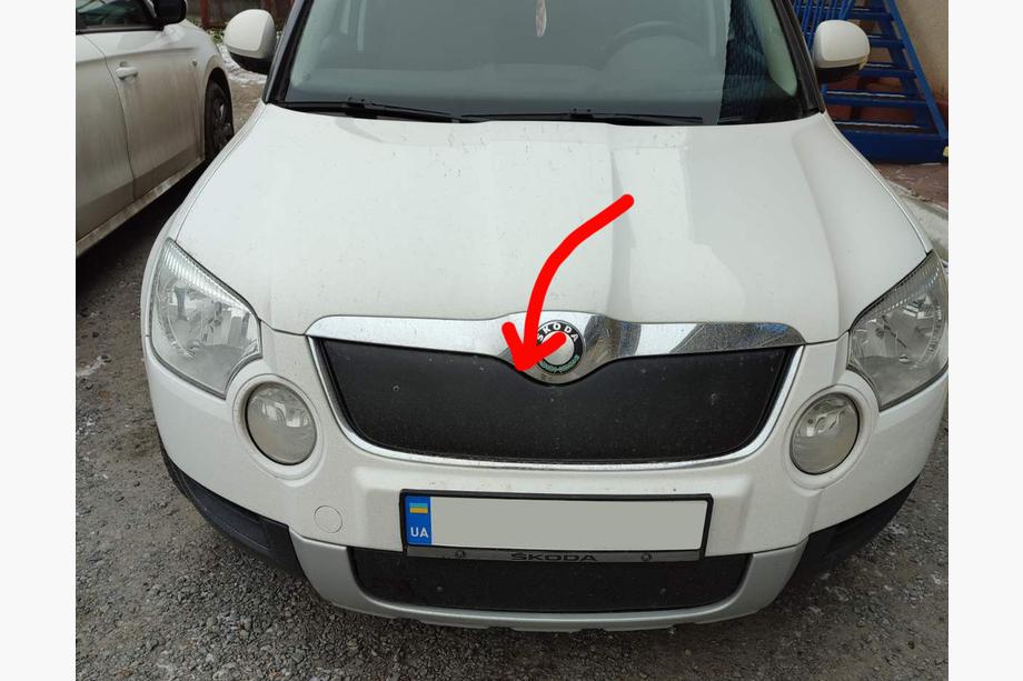 Skoda Yeti 2009–2017 Zimska obloga maske hladilnika (zgornja, 2009-2013) Sijajna Image