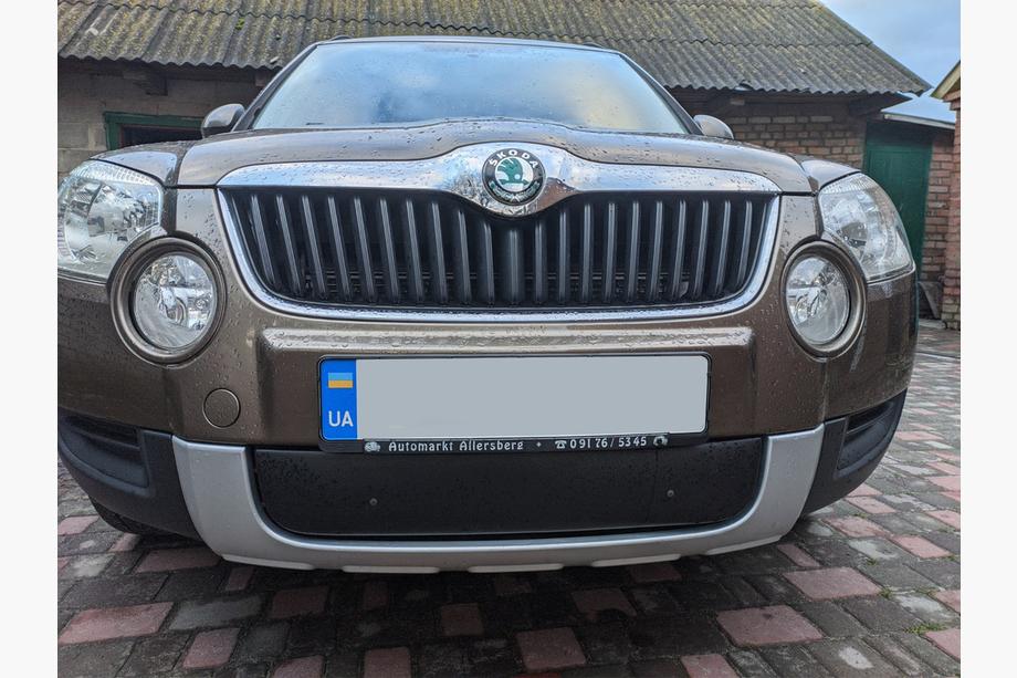 Skoda Yeti 2009–2017 Zimska obloga za masko hladilnika (spodnja, 2009-2013) Image