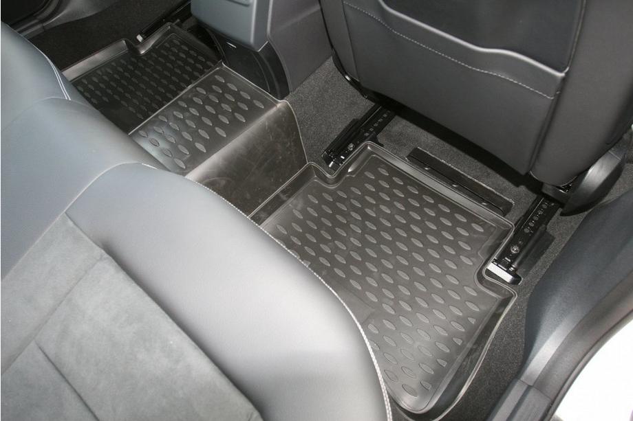 Mercedes E-class W212 2009–2016 Gumijasti tepihi za notranjost (4 kosi, Novline) SD Fotografija 3