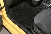 Volkswagen Polo 2010–2017 3D gumijasti tepihi za potniško kabino (4 kosi, Novline) HB fotografija 2