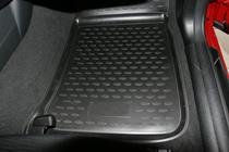 BMW serija 1 E81/E82/E87/E88 2004–2011 Gumijasti tepihi za kabino (4 kosi, Novline) 3D fotografija 4