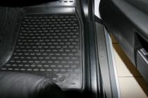 BMW Serija 5 E60/E61 2003–2010 Gumijasti tepihi za notranjost (4 kosi, Novline) Varianta 2 fotografija 4