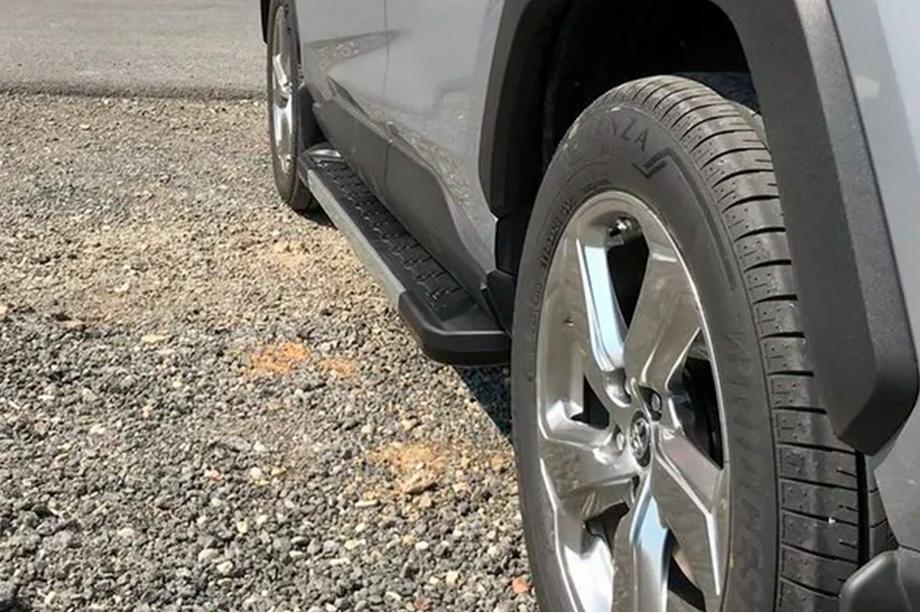 Toyota Rav 4 2019–2025 Bočne stopnice RedLine V1 (2 kosa, aluminij) Image