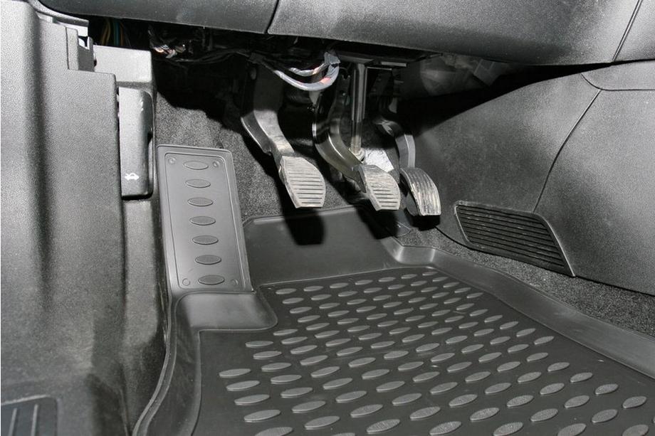 Fiat Grande Punto/Punto EVO 2006–2018 (2006↗) Gumijasti tepihi za notranjost (4 kosi, Novline) 5D Fotografija 2