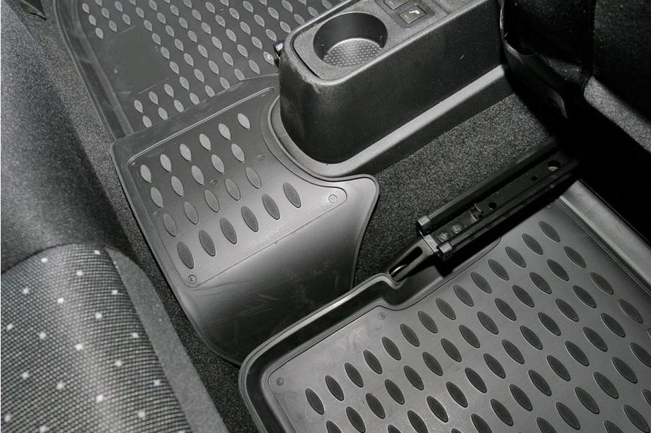 Fiat Grande Punto/Punto EVO 2006–2018 (2006↗) Gumijasti tepihi za notranjost (4 kosi, Novline) 5D Fotografija 5