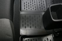 Hyundai Accent 2011–2017 Gumijasti tepihi za notranjost (4 kosi, Novline) HB fotografija 5