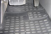 Kia Carnival 2002–2013 Gumijasti tepihi za kabino (4 kosi, Novline) avtomatski menjalnik fotografija 2
