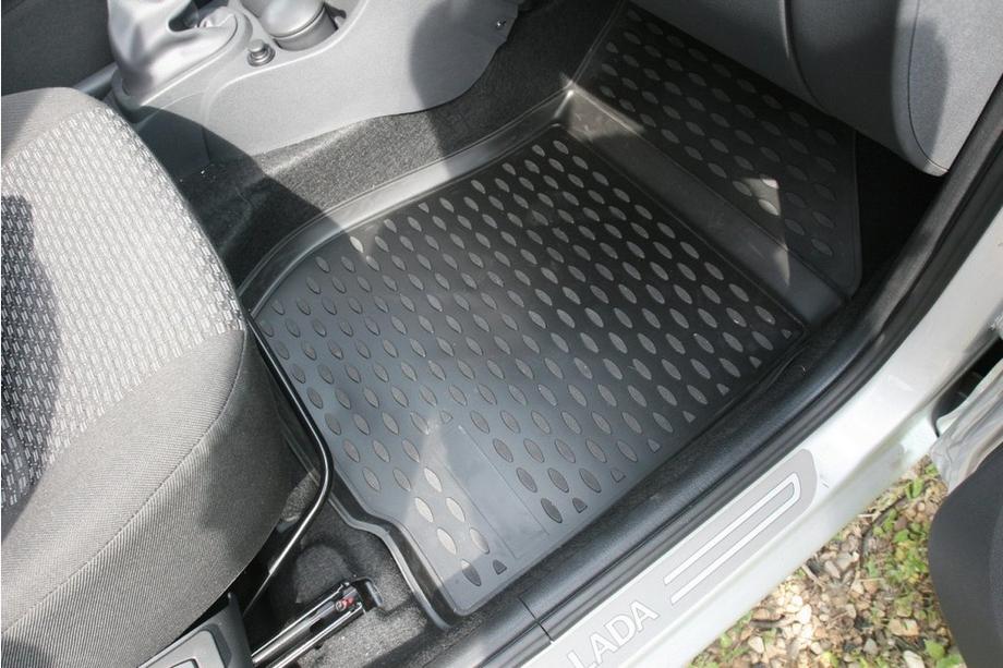 Lada Largus 2012– Gumijasti tepihi za potniški prostor (5 kos, Novline) 7 sedežev Fotografija 4