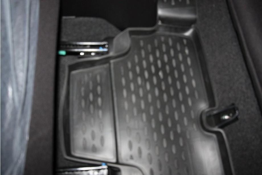 Mitsubishi L200 2006–2015 (2010-2015) Gumijasti tepihi za notranjost (4 kos, Novline) 2D Fotografija 3