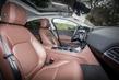 Pregled premijske limuzine Jaguar XE fotografija 7