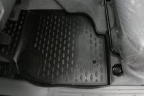 Toyota Hilux 2006–2015 (2008↗) Gumijasti tepihi za notranjost (4 kosi, Novline) fotografija 2