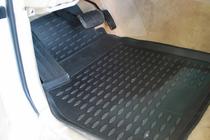 Toyota Land Cruiser 100 1998–2007 Gumijasti tepihi za kabino (3 kosi, Novline) fotografija 2