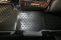 Toyota Land Cruiser 200 2007–2021 Gumijasti avtomobilski tepihi za notranjost (Novline, 2012-2015) fotografija 2