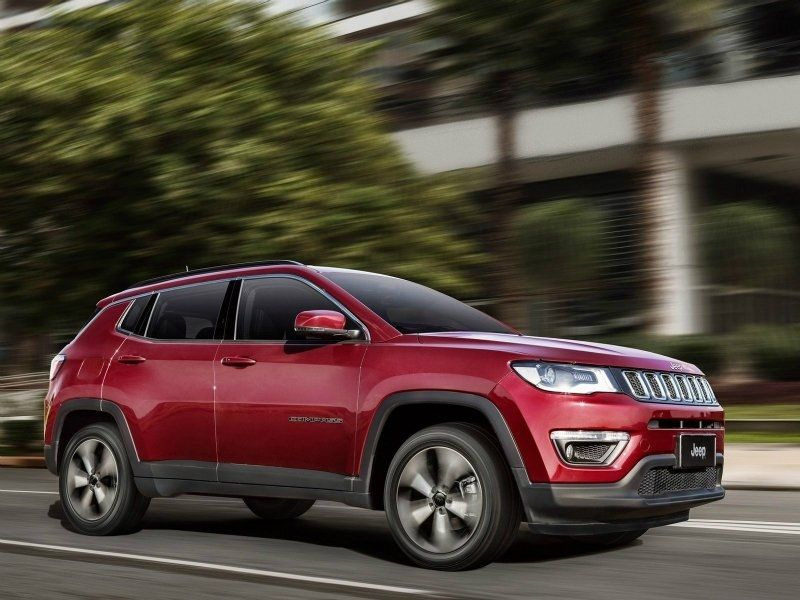 Pregled kompaktnega križanca Jeep Compass