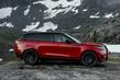 Srednje velik luksuzni crossover Range Rover Velar fotografija 10