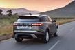 Srednje velik luksuzni crossover Range Rover Velar fotografija 9