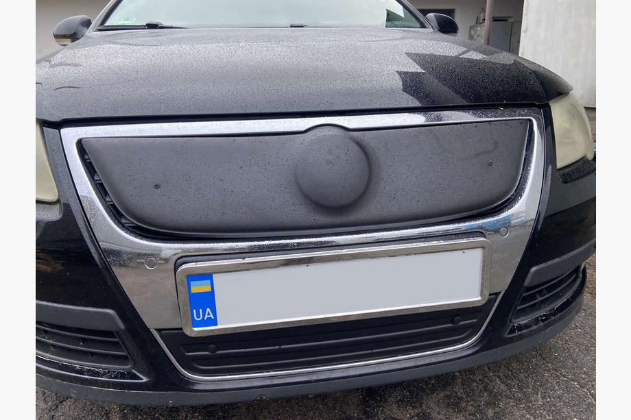 Volkswagen Passat B6 2006–2012 Zimska prekrivna maska za mrežo hladilnika (zgornja) Image