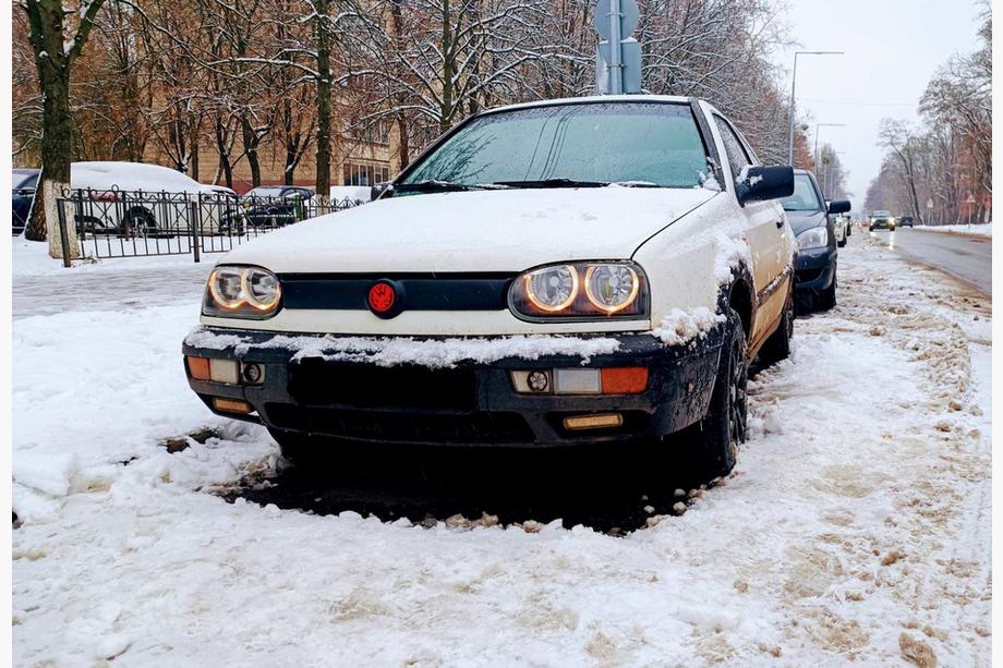Volkswagen Golf 3 1991–2001 Zimska zaščita hladilne rešetke Mat Image