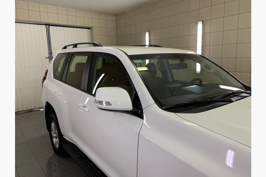Toyota Land Cruiser Prado 150 2009–2023 Strešne sani – turški dizajn (črne, 2 kosa) kovinske pritrdilne noge Fotografija 7
