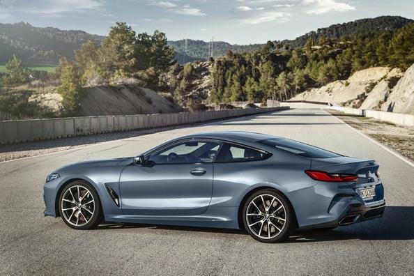 Pregled druge generacije BMW 8-Series Coupe