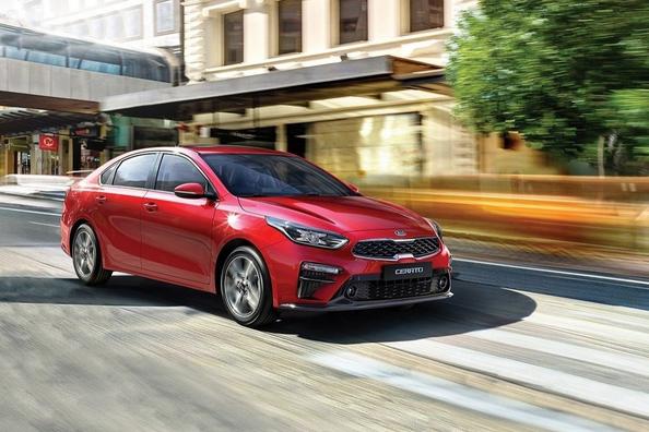 Kompaktna limuzina Kia Cerato četrte generacije
