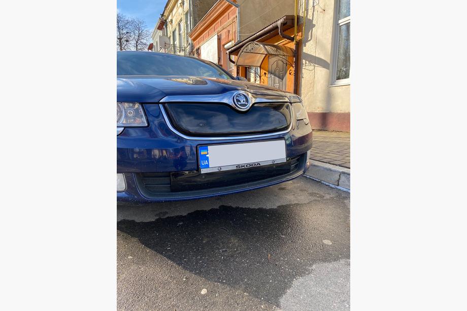 Skoda Superb 2009–2015 Zimska zaščita za masko hladilnika (spodnja, 2008-2013) Fotografija 6