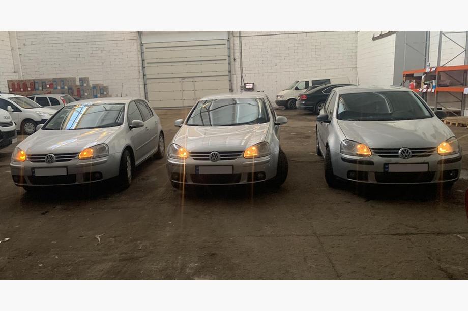 Volkswagen Touran 2003–2010 Spodnja zimska maska, 2003-2006) Fotografija 6