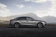 Pregled srednje velike limuzine Audi A4 fotografija 4