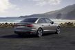 Pregled srednje velike limuzine Audi A4 fotografija 3