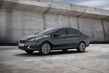 Pregled kompaktne limuzine Peugeot 408 fotografija 8