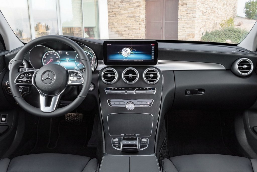 Pregled karavana Mercedes-Benz C-Class Estate