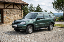 Chevrolet Niva 1998–2020 Bočne stopnice RedLine V1 (2 kosa, aluminij) fotografija 1