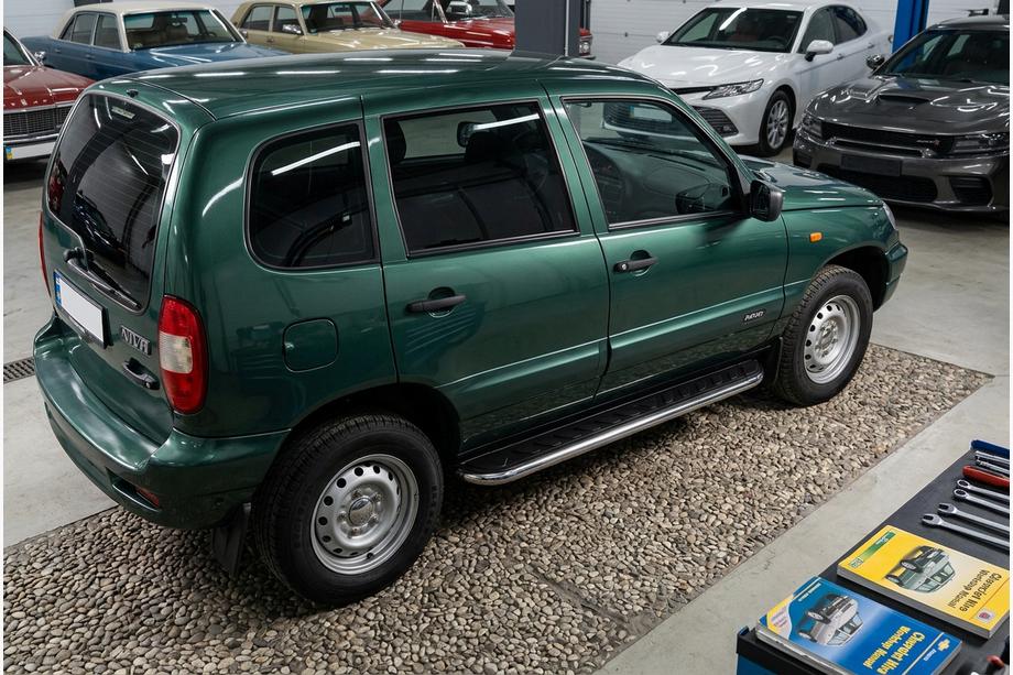 Chevrolet Niva 1998–2020 Stranske stopnice Maydos V1 (2 kosa, aluminij) Image