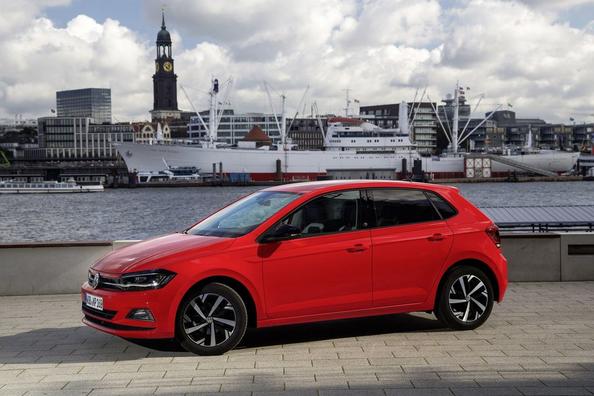 Volkswagen Polo šeste generacije: petvratni kombilimuzina