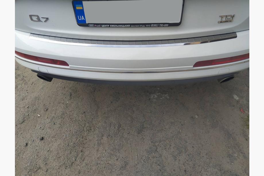 Audi Q7 2005–2015 Nerjaveča letev za zadnji odbijač Carmos Image