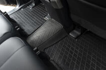 Toyota Land Cruiser Prado 150 2009–2023 Zadnja tunelska preproga (Stingray Premium) fotografija 2