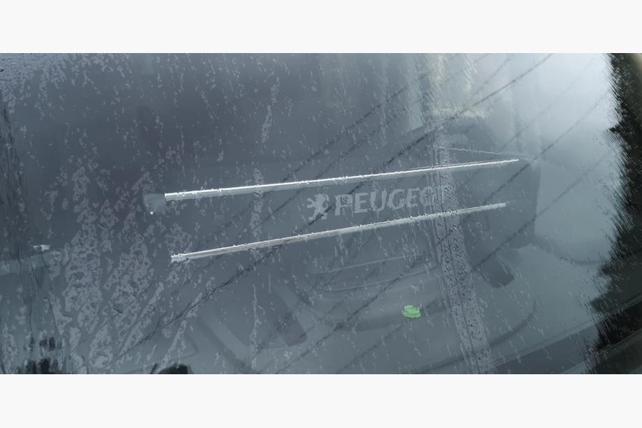 Peugeot Boxer 2006–2025 Polica na armaturni plošči (tip-1) Fotografija 2