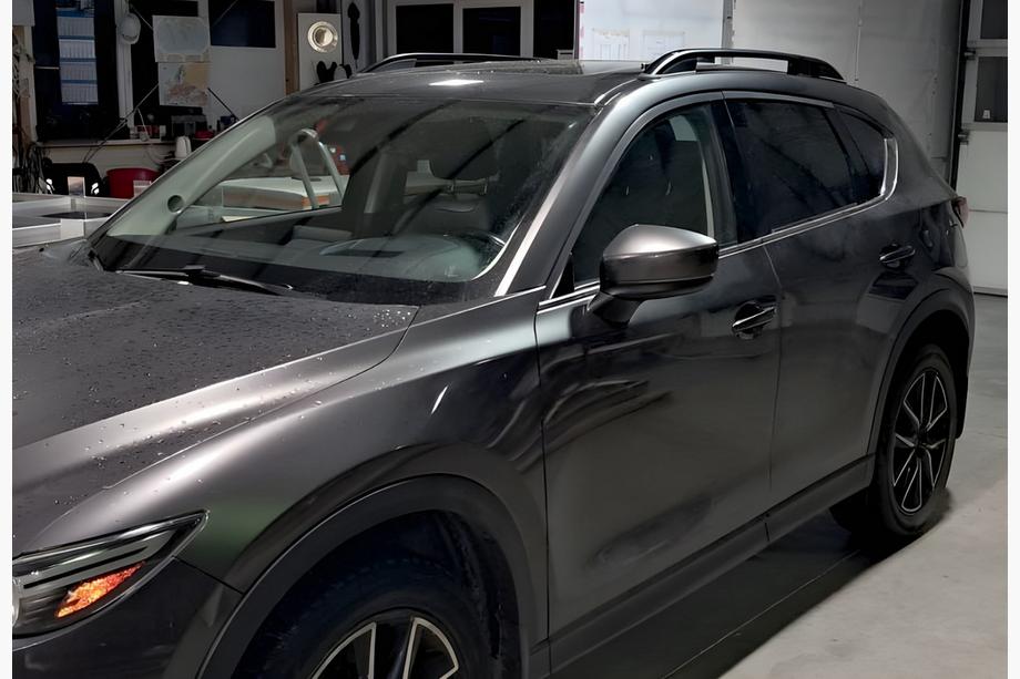 Mazda CX-5 2017–2025 Strešne vzdolžne letve Skyport Black (2 kos) Image
