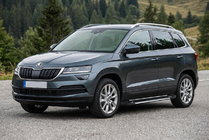 Skoda Karoq 2018– Stranske stopnice RedLine Black (2 kosa, aluminij) fotografija 1
